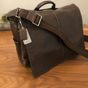 Beautiful Men’s Leather Coach laptop bag!